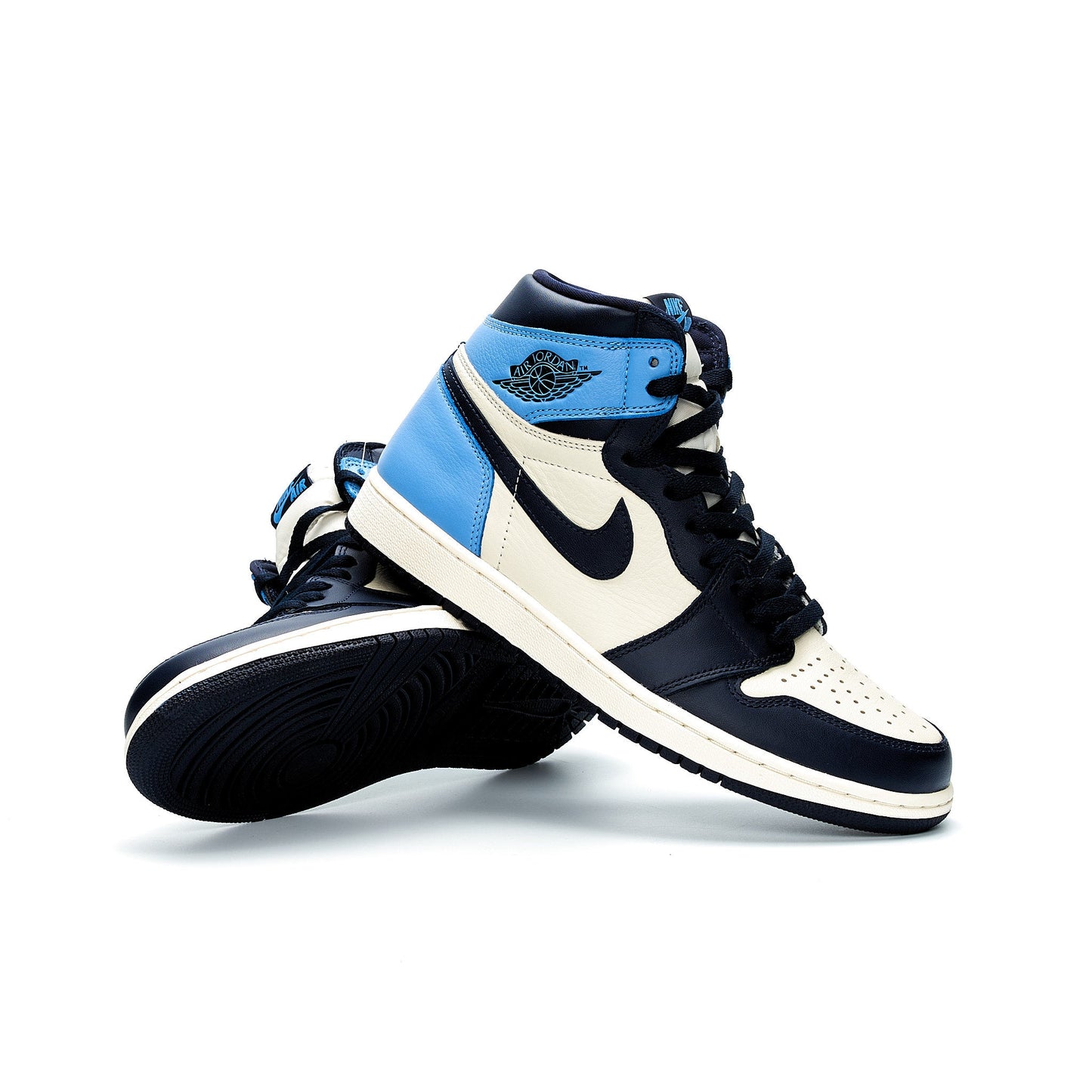 Jordan 1 Retro High Obsidian UNC