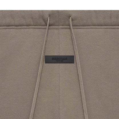Fear of God Essentials Relaxed Shorts Desert Taupe